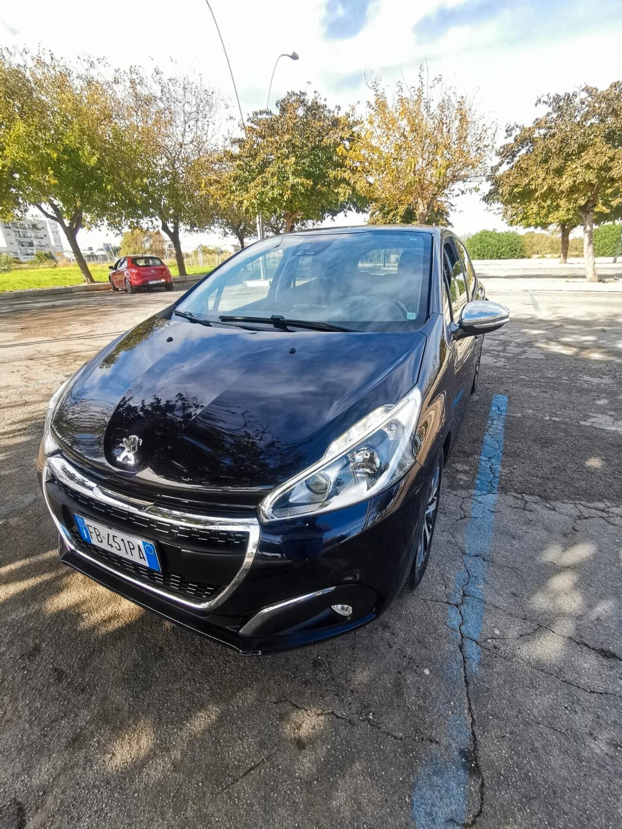 Peugeot 208 BlueHDi 100 5 porte Allure 11/2015
