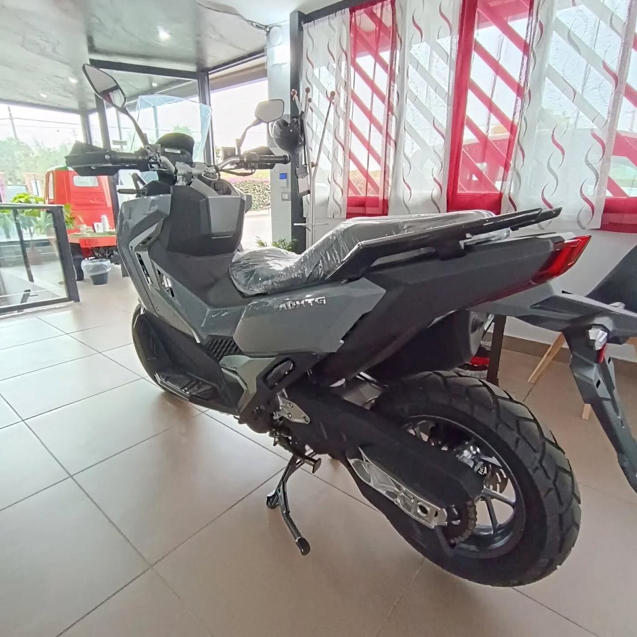 Sym Adx 400 TG NUOVI DA IMMATRICOLARE