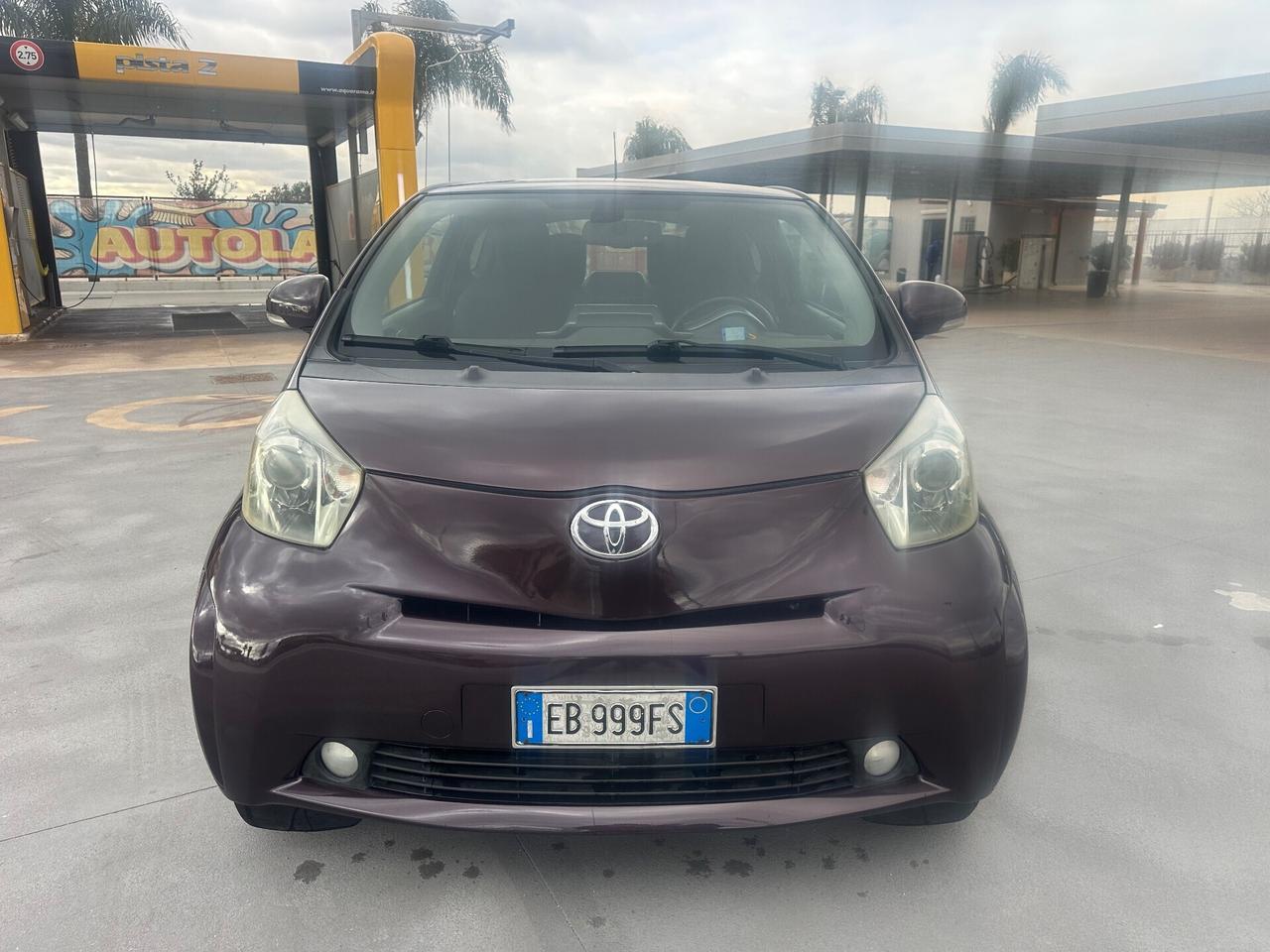 Toyota iQ 1.0