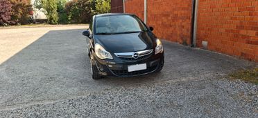 OPEL CORSA 1.2 CON GPL VALIDO FINO IL 2033