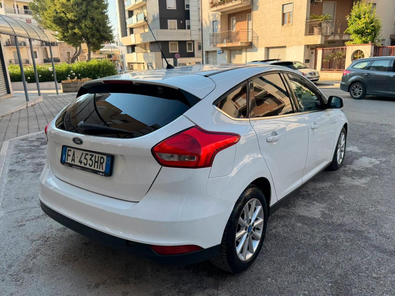 FORD FOCUS BERLINA 1.5 TDCI 120 CV. E6 TITANIUM KM 109.000 PERFETTA