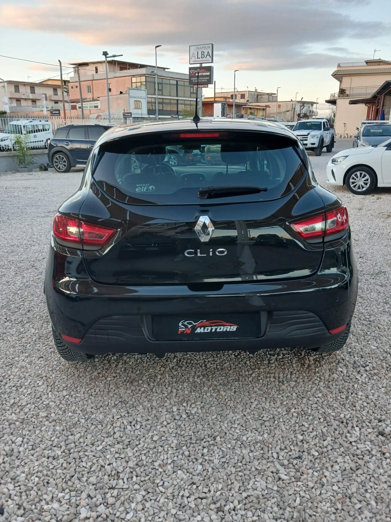 Renault Clio 1.2 75CV 5 porte Live