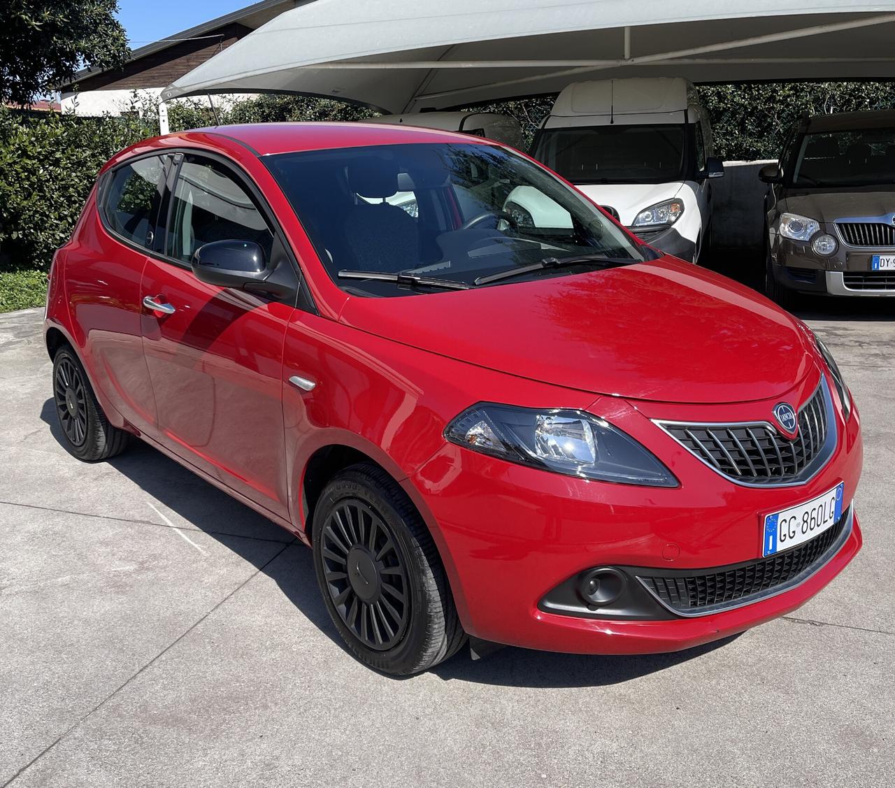 Lancia Ypsilon 1.0 hybrid Silver s