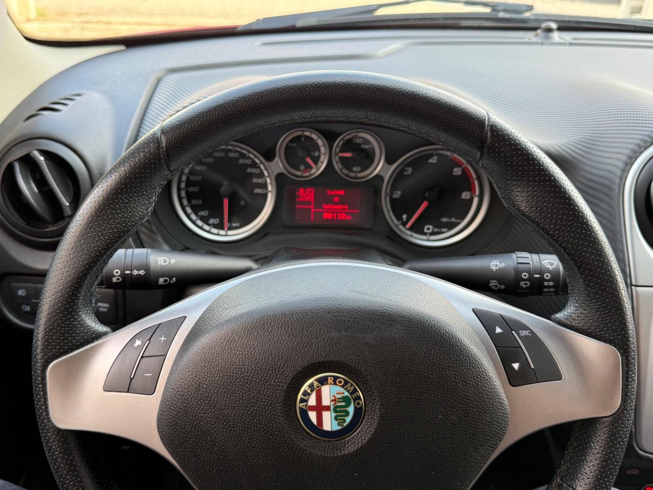 Alfa Romeo MiTo 1.6 JTDm-2 S&S Distinctive Sport Pack