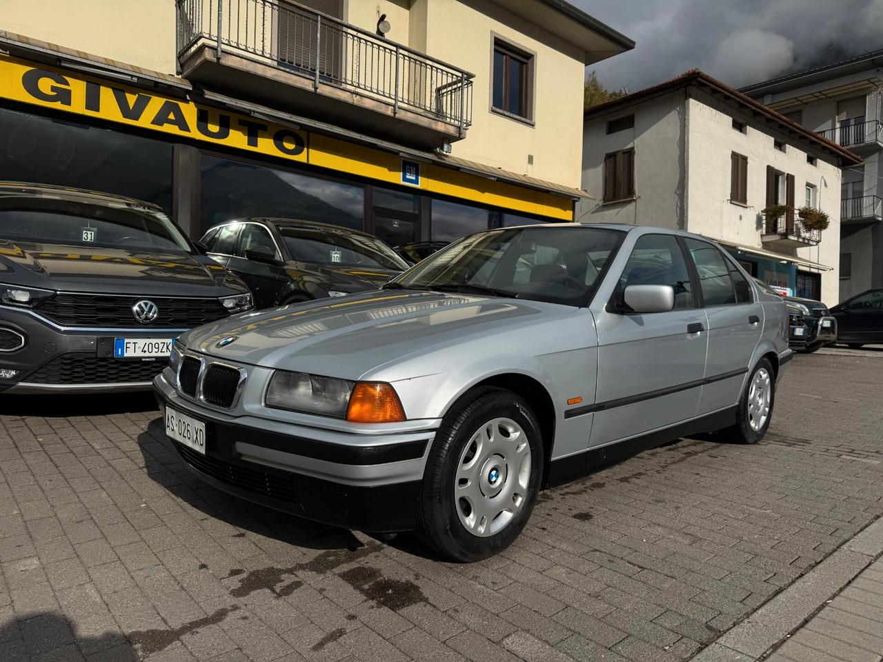 BME 318i Serie 3 E36 UNICOPROPRIETARIO MANUALE