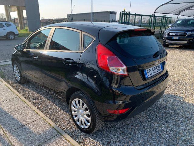 FORD Fiesta 1.4 5 porte Bz.- GPL Black & White Edition