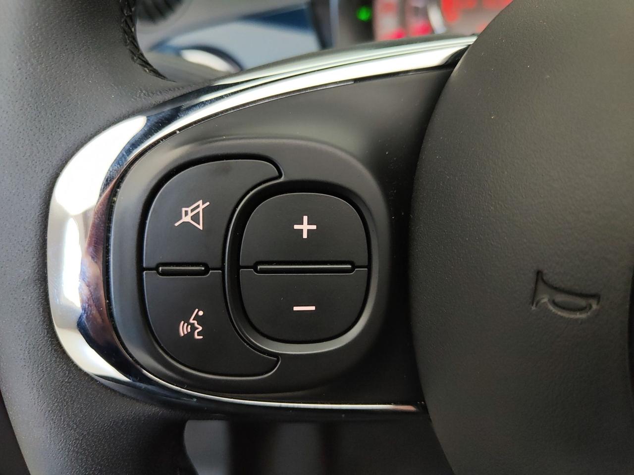 FIAT 500C III 2015 1.0 70CV HIBRID DOLCEVITA