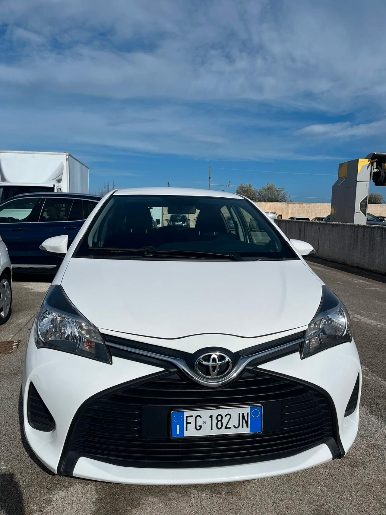 Toyota Yaris 1.4 D-4D 5 porte Lounge