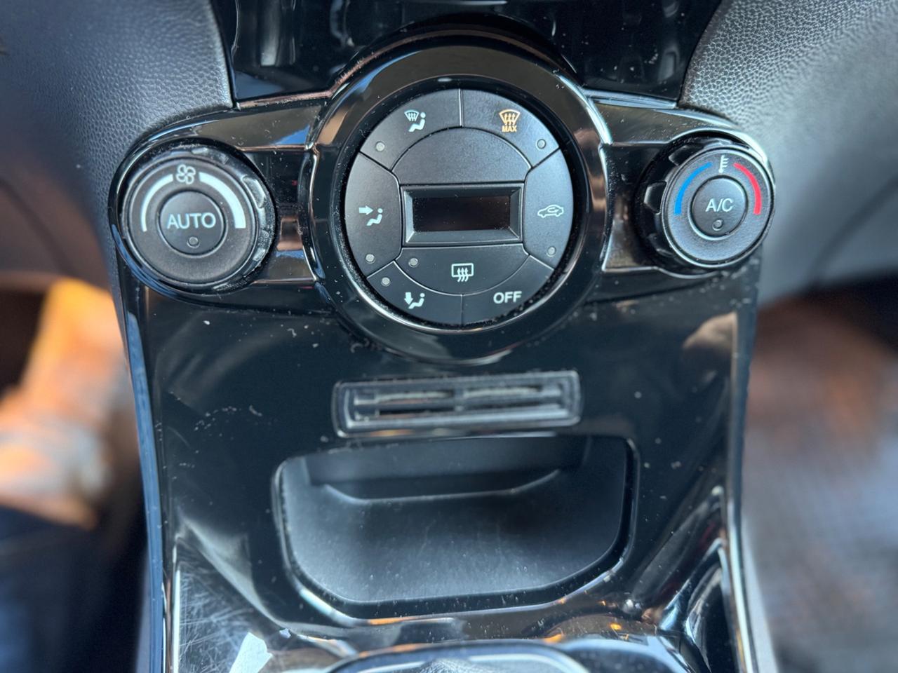 FORD FIESTA 1.0 ECOBOOST BENZINA GARANZIA 12 MESI