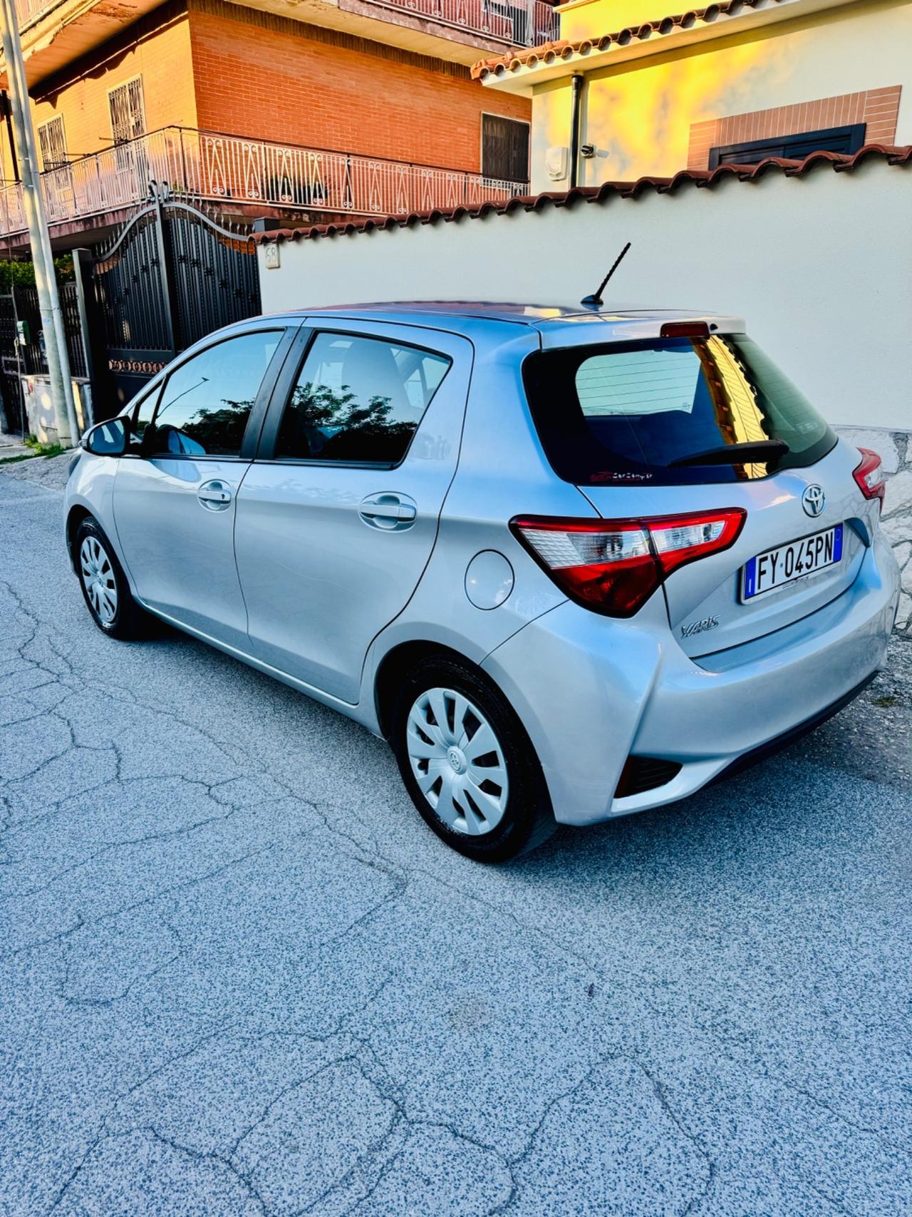 Toyota Yaris 1.0 5 porte unico proprietario