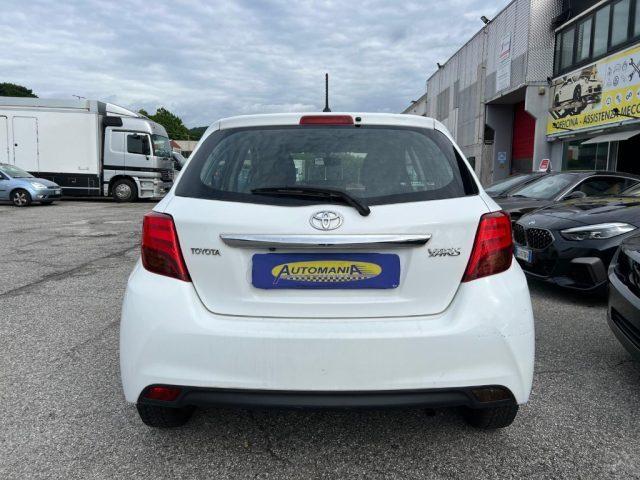 TOYOTA Yaris 1.0 5 porte Lounge My 2015 uniprop.