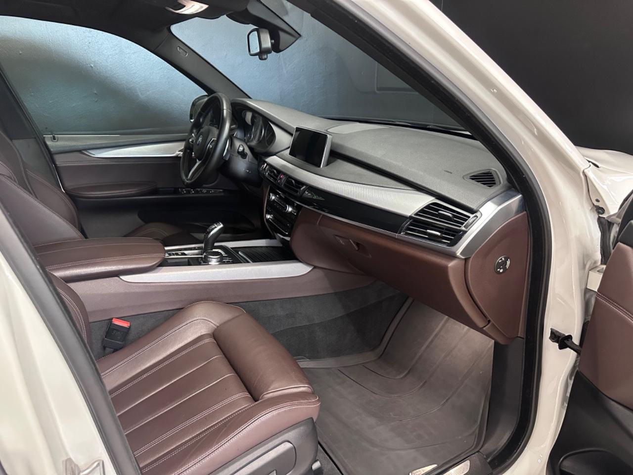 BMW X5 xdrive25d Luxury 231cv auto