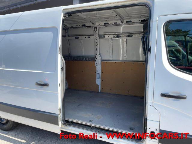 RENAULT Master T35 2.3 dCi 135 PL-TM Furgone Ice