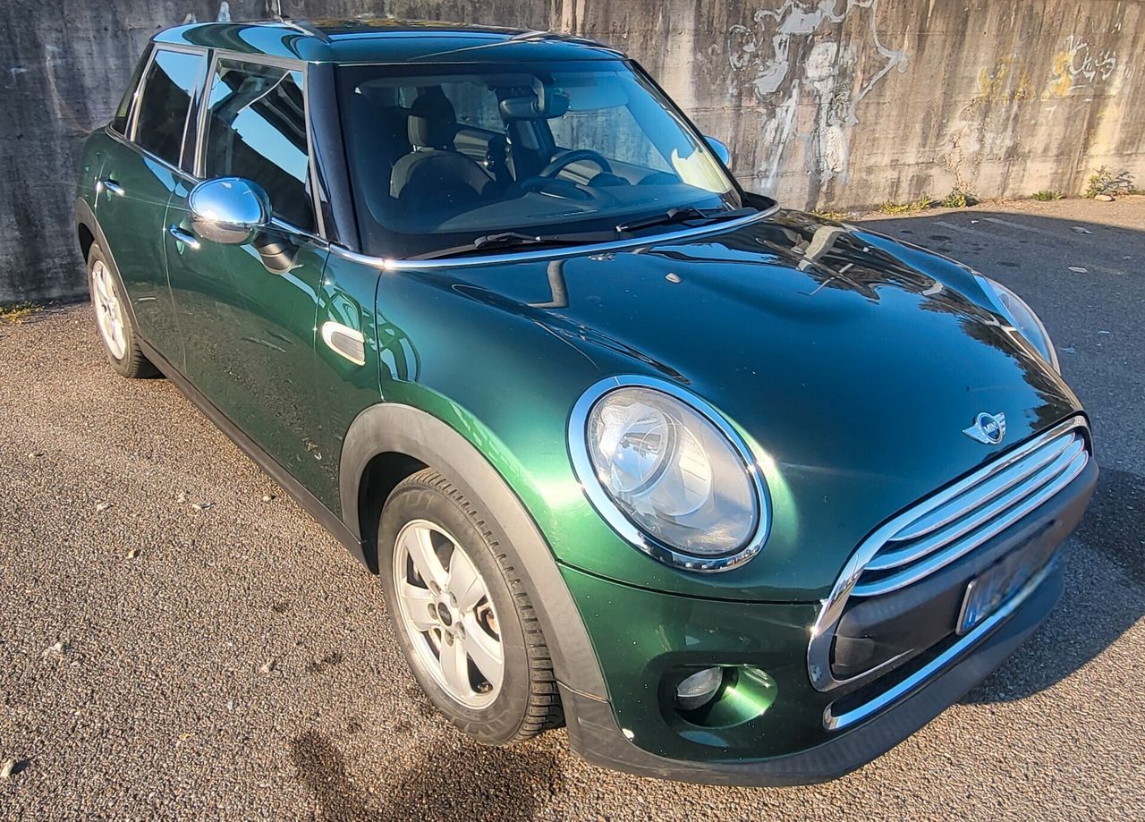 Mini Cooper D 2015 photo 3