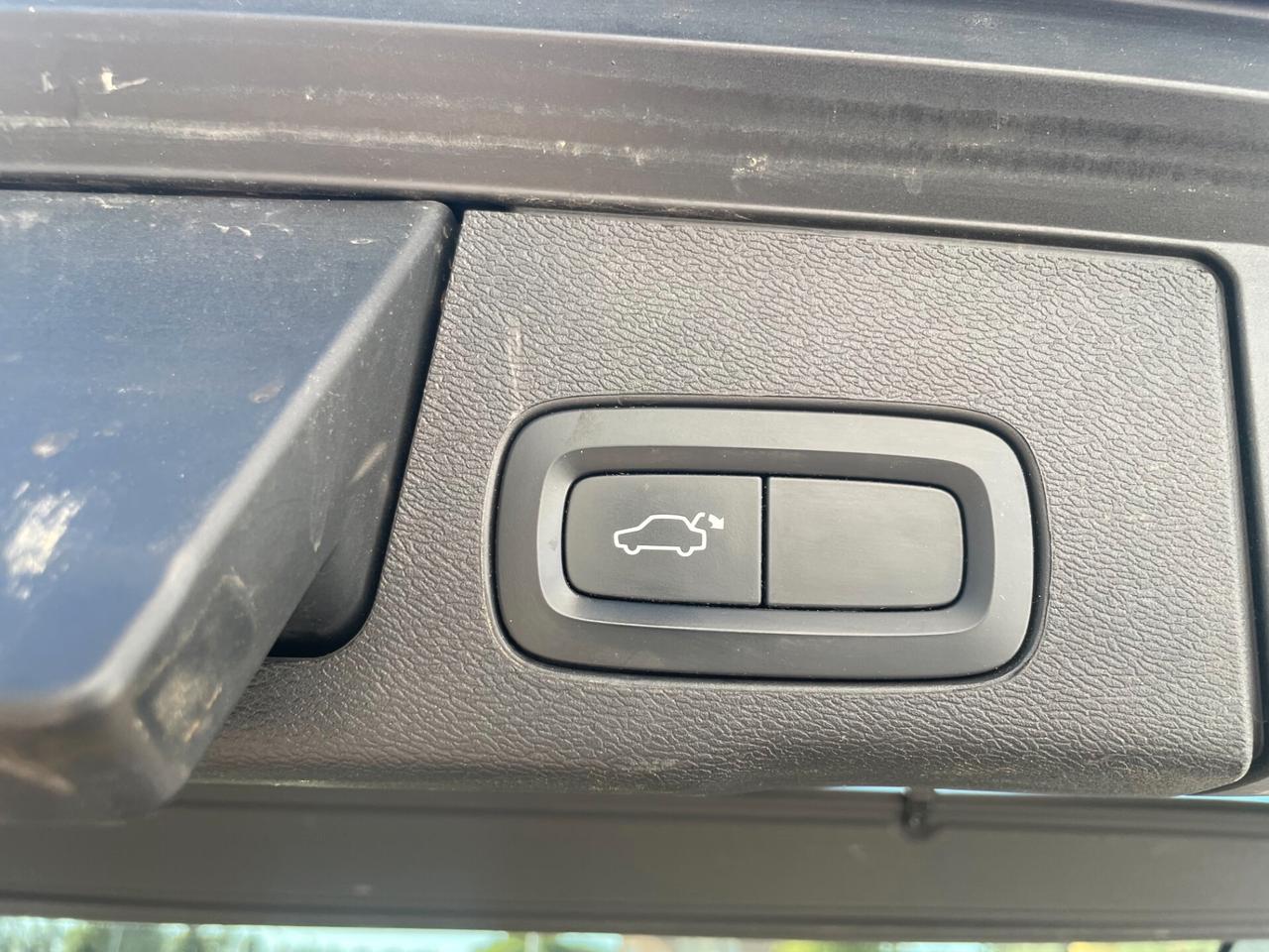 Volvo XC 60 D4 AWD Geartronic Inscription