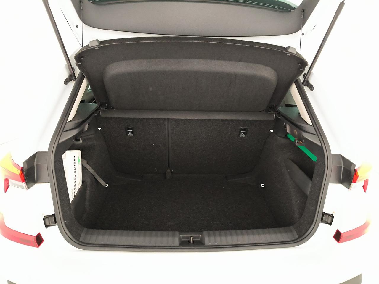 Skoda Kamiq 1.0 tsi black dots 95cv