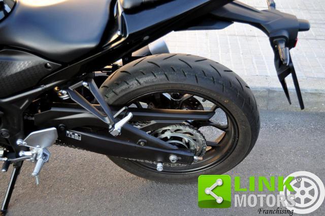 YAMAHA YZF R3 Pari al Nuovo