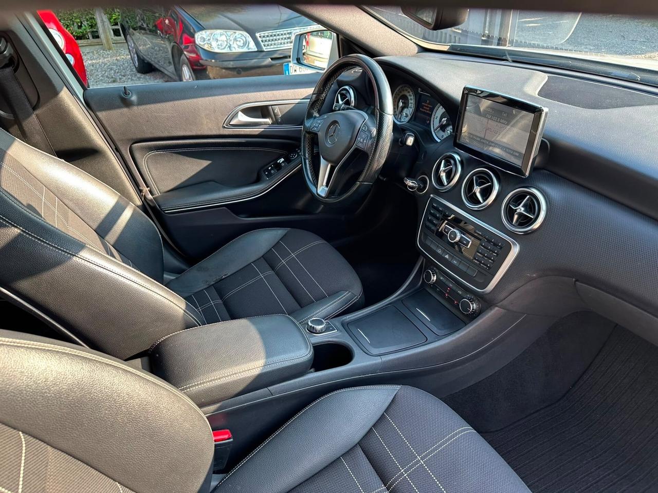 Mercedes-benz A 180 CDI Automatic Dark Night Edition