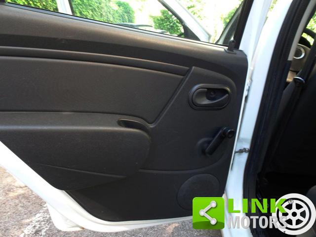 DACIA Sandero 1.2 75 CV