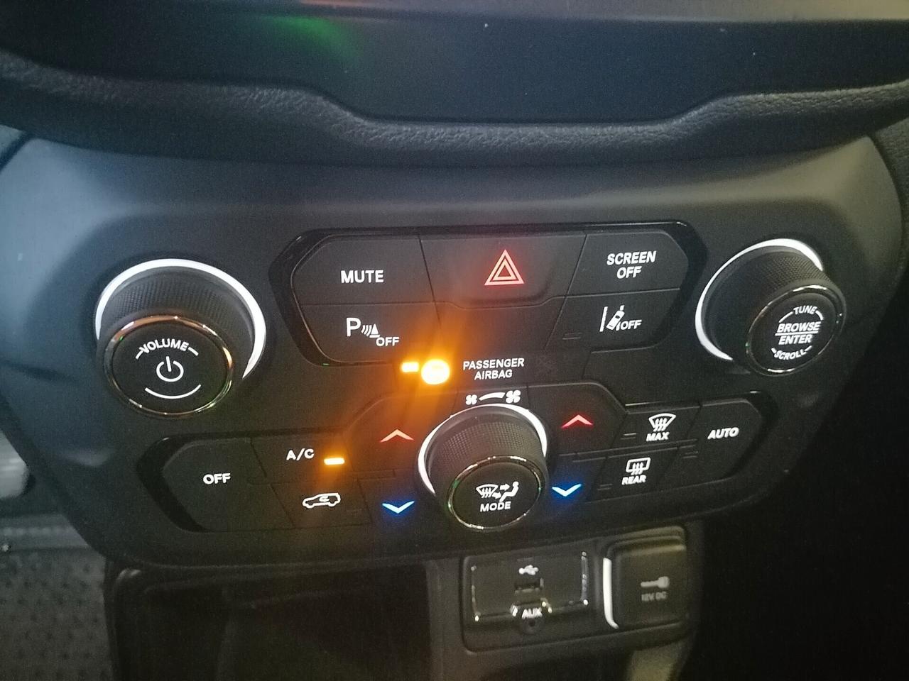 Jeep Renegade 1.3 T4 DDCT Limited