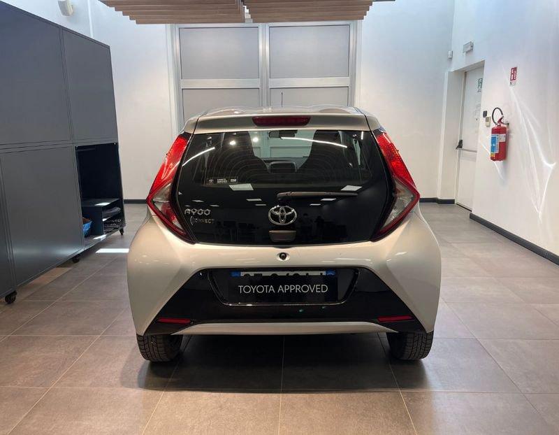 Toyota Aygo Connect 1.0 VVT-i 72 CV 5 porte x-play