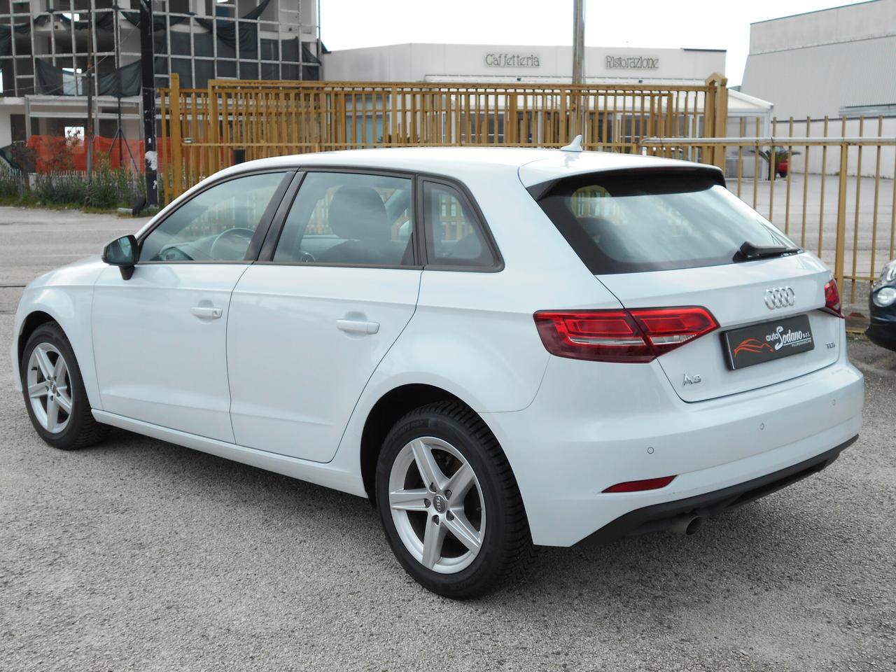 Audi A3 1.6 TDI 116 CV S tronic Sport