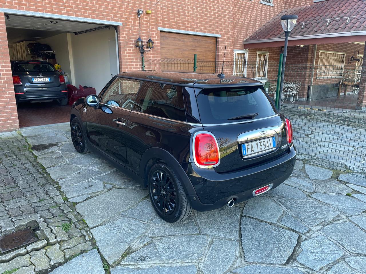 Mini 1.5 Cooper 3 porte Auto, Garantita