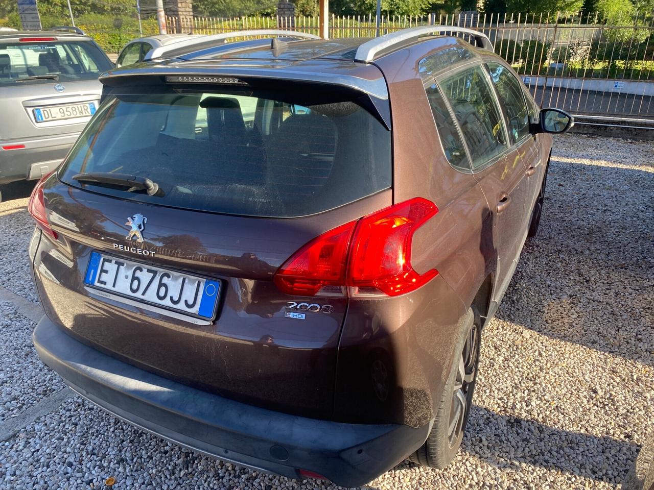 Peugeot 2008 1.6 e-HDi 115 CV Stop&Start Allure