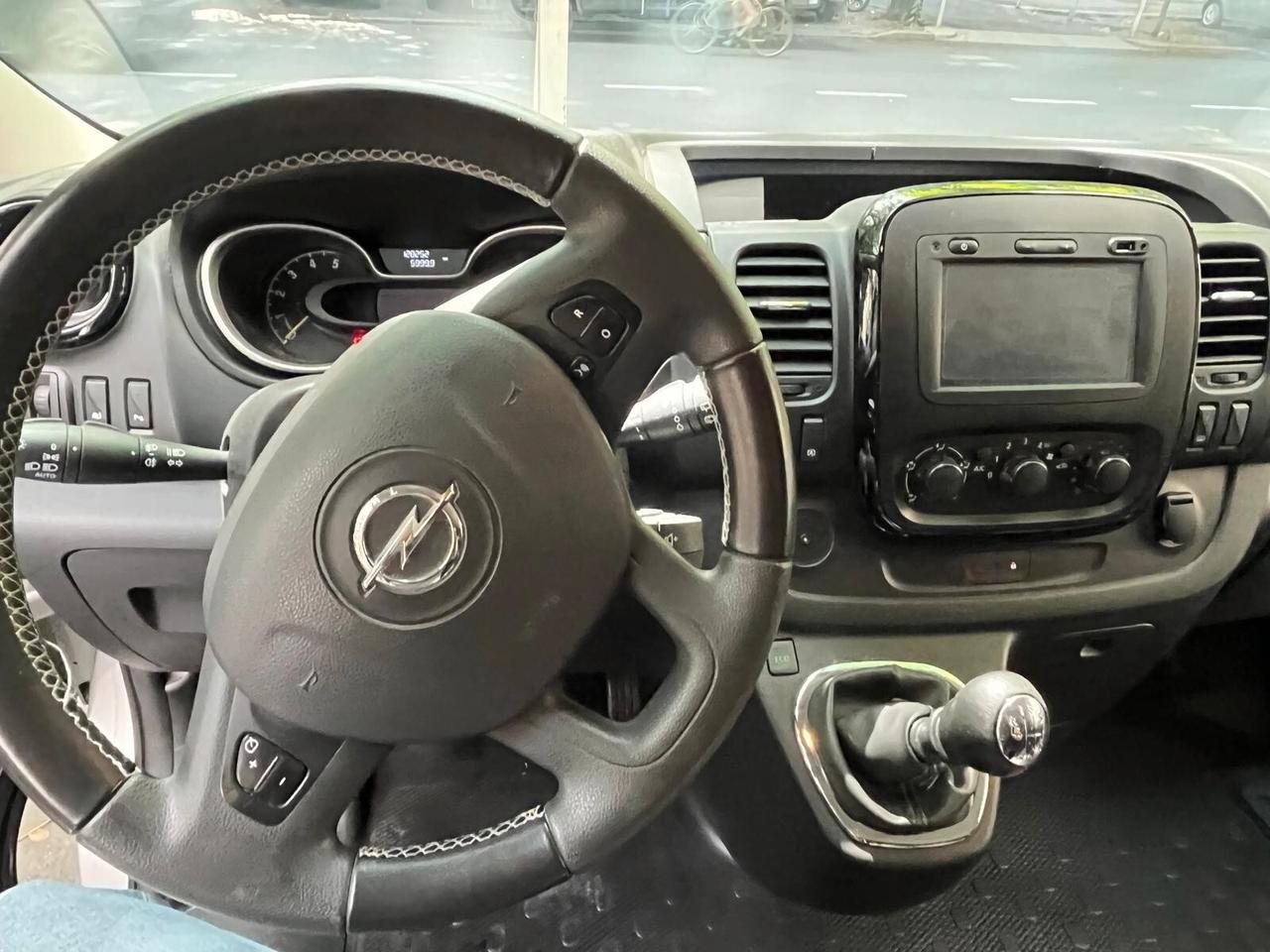 Opel Vivaro 29 1.6 BiTurbo 9 POSTI