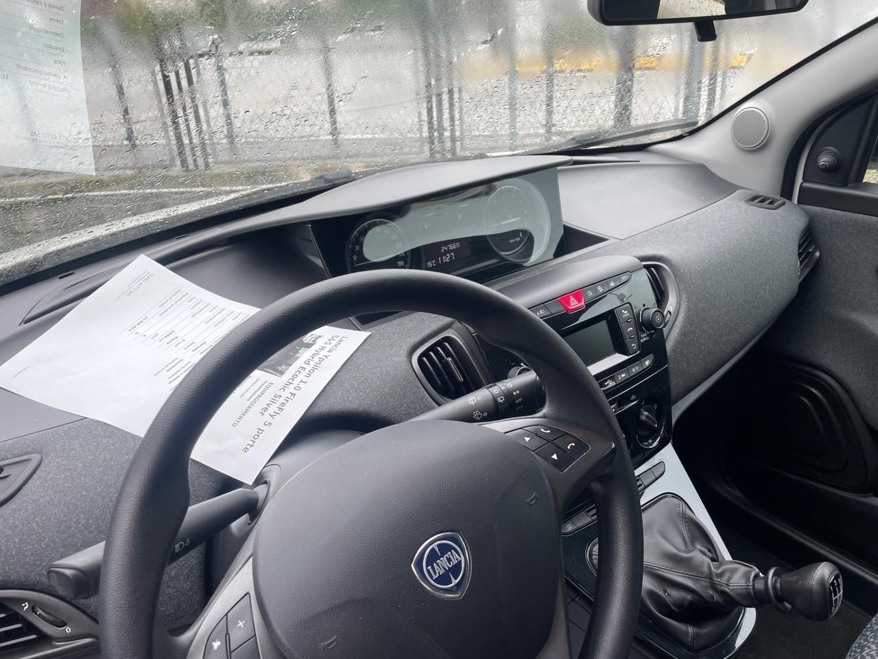 Lancia Ypsilon 1.2 69 CV 5 porte S&S Gold