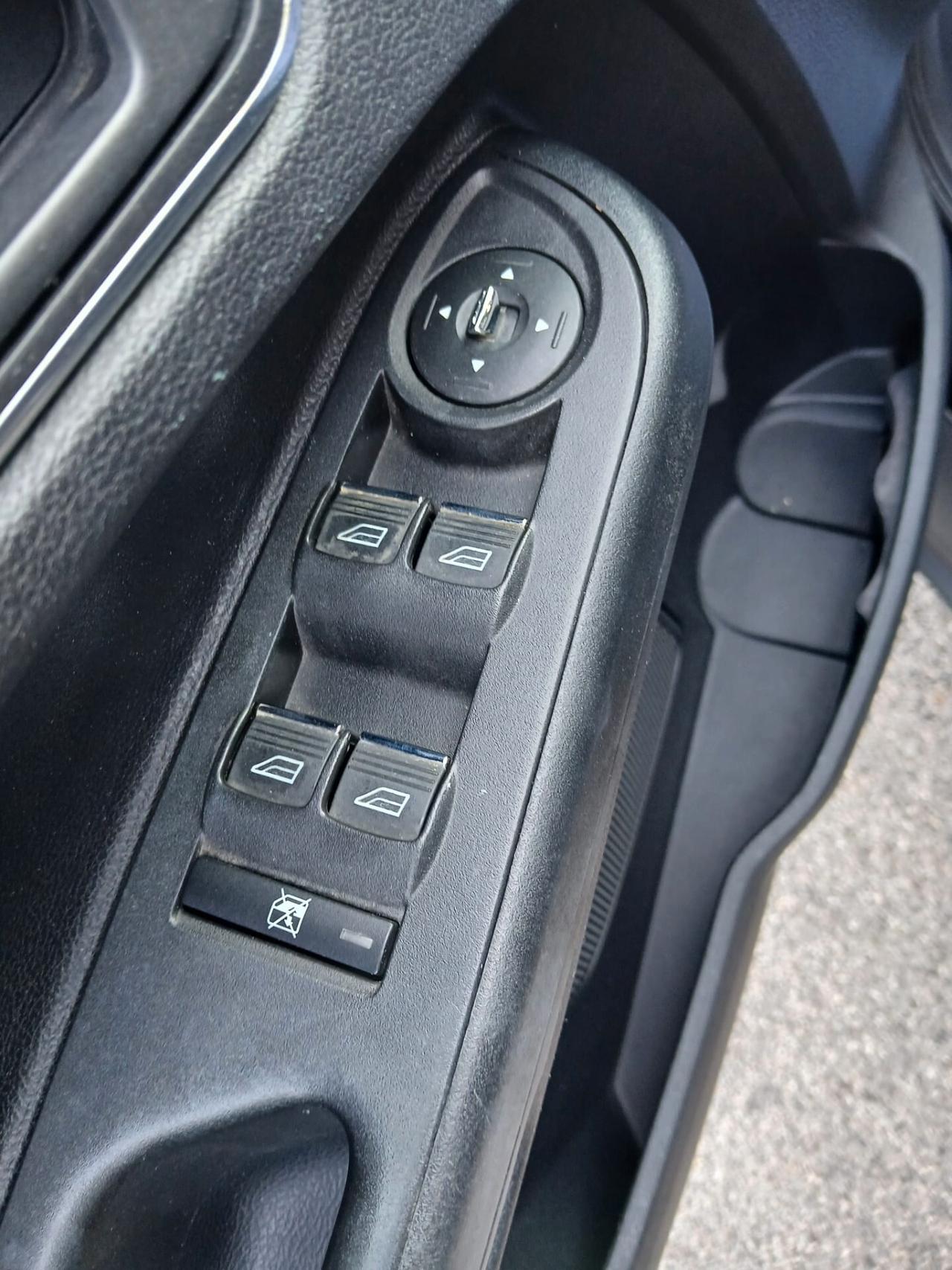 Ford B-Max 1.5 TDCi 75 CV Business