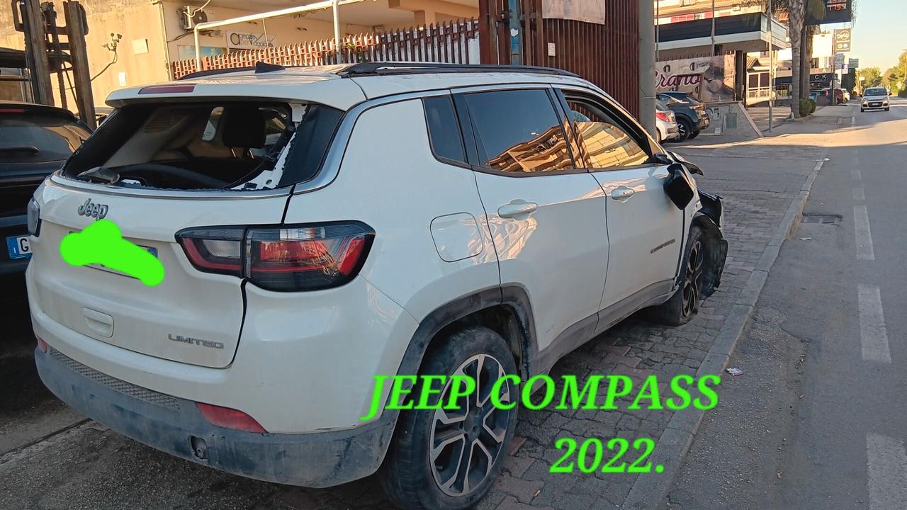 Jeep Compass incidentata sinistrata mondialcars 022