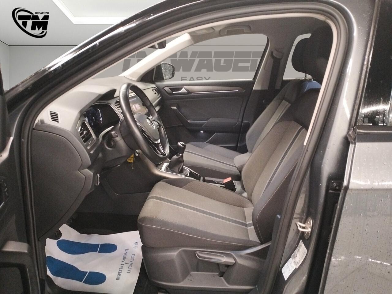 Volkswagen T-Roc 1.0 tsi Style 110cv - NEOPATENTATI