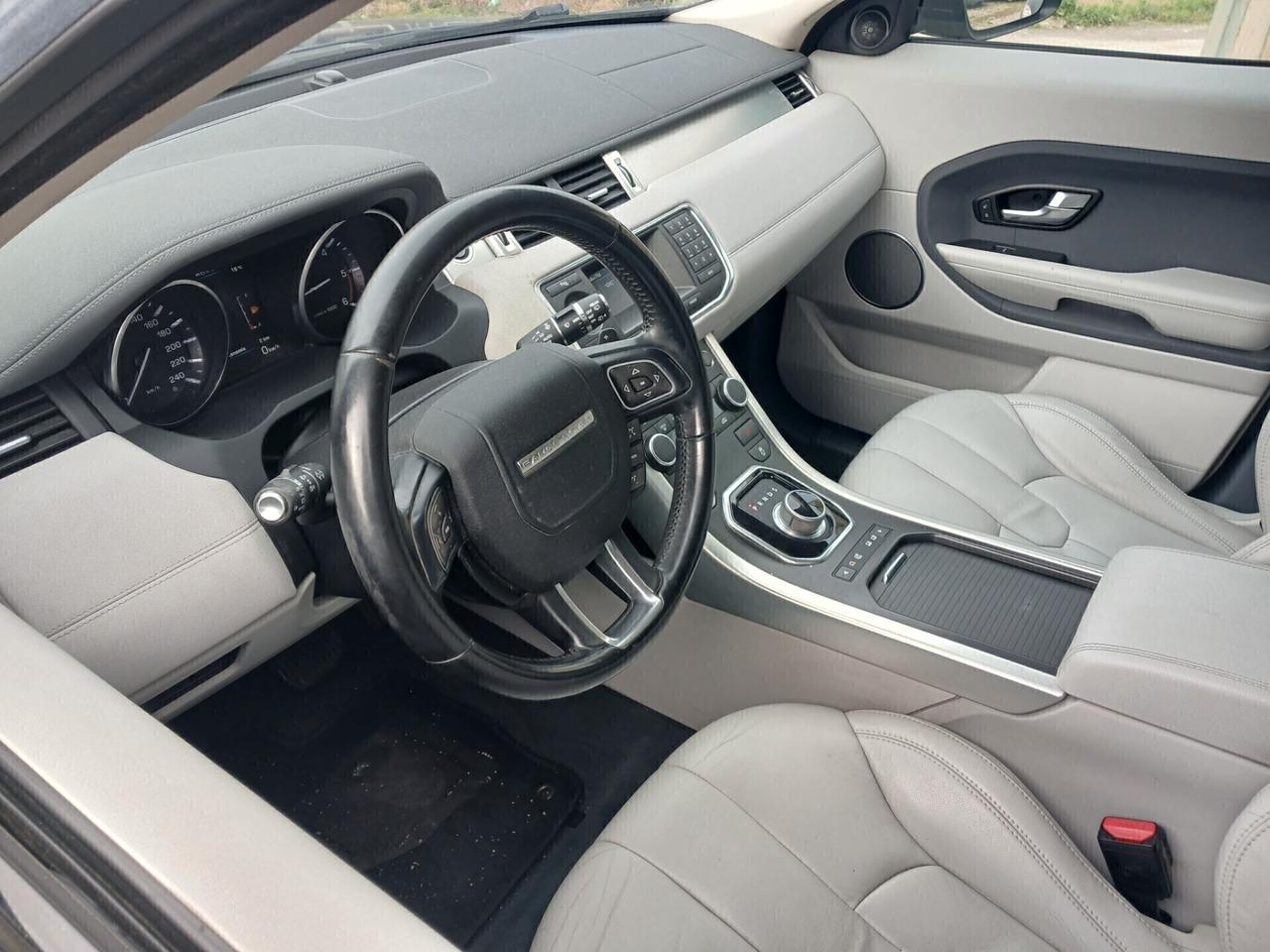 Land Rover Range Evoque 2.2 TD4 5p. Dynamic