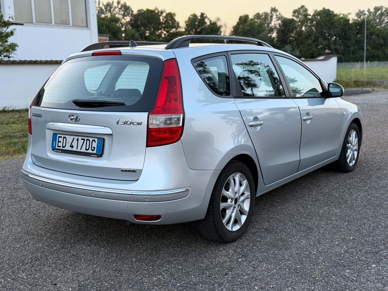 Hyundai i30 SW 1.6 CRDi 90cv Neopatentati