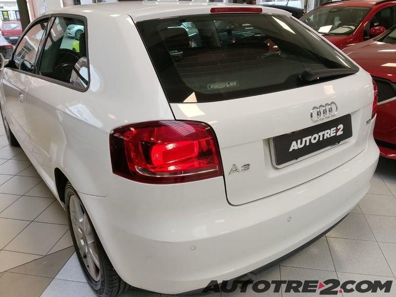 Audi A3 A3 1.6 tdi Attraction 90cv