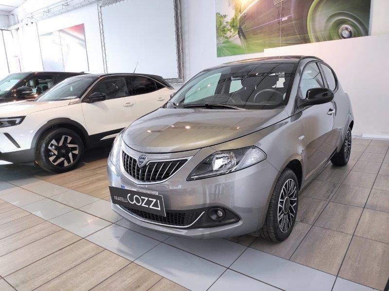 LANCIA Ypsilon 3ª serie - Ypsilon 1.0 FireFly 5 porte S&S Hybrid Platino