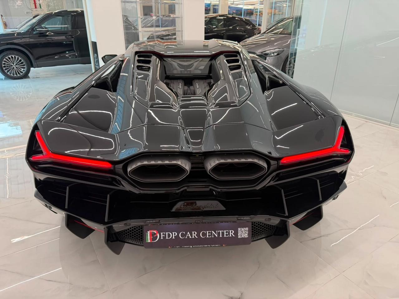 Lamborghini Revuelto Carbon