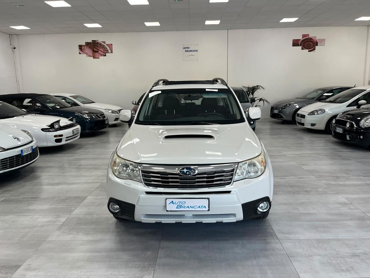 Subaru Forester 2.0d X 6mt