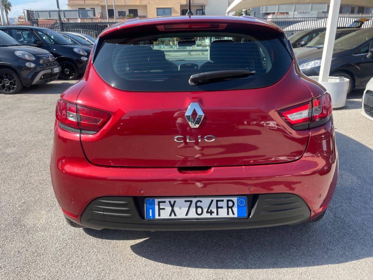 Renault Clio dCi 8V 90 CV 5 porte Moschino Life