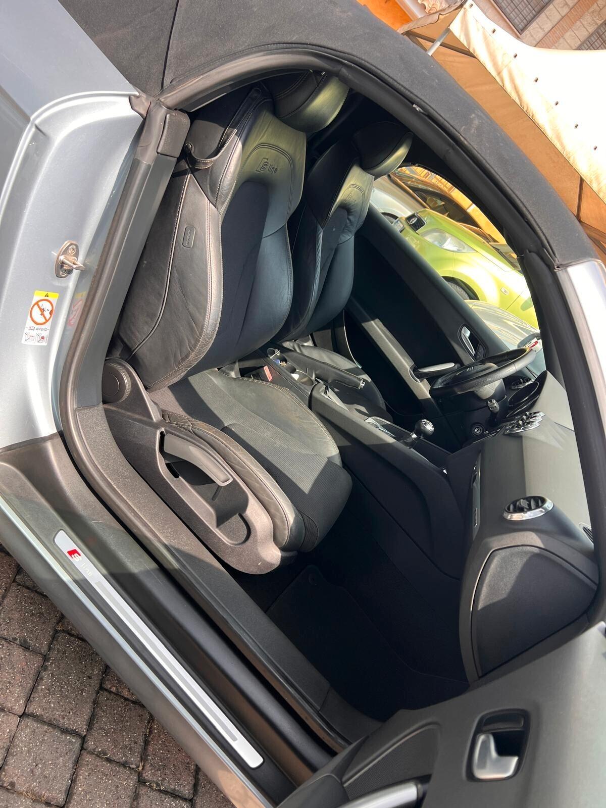 Audi TT Roadster 2.0 TDI quattro Advanced plus