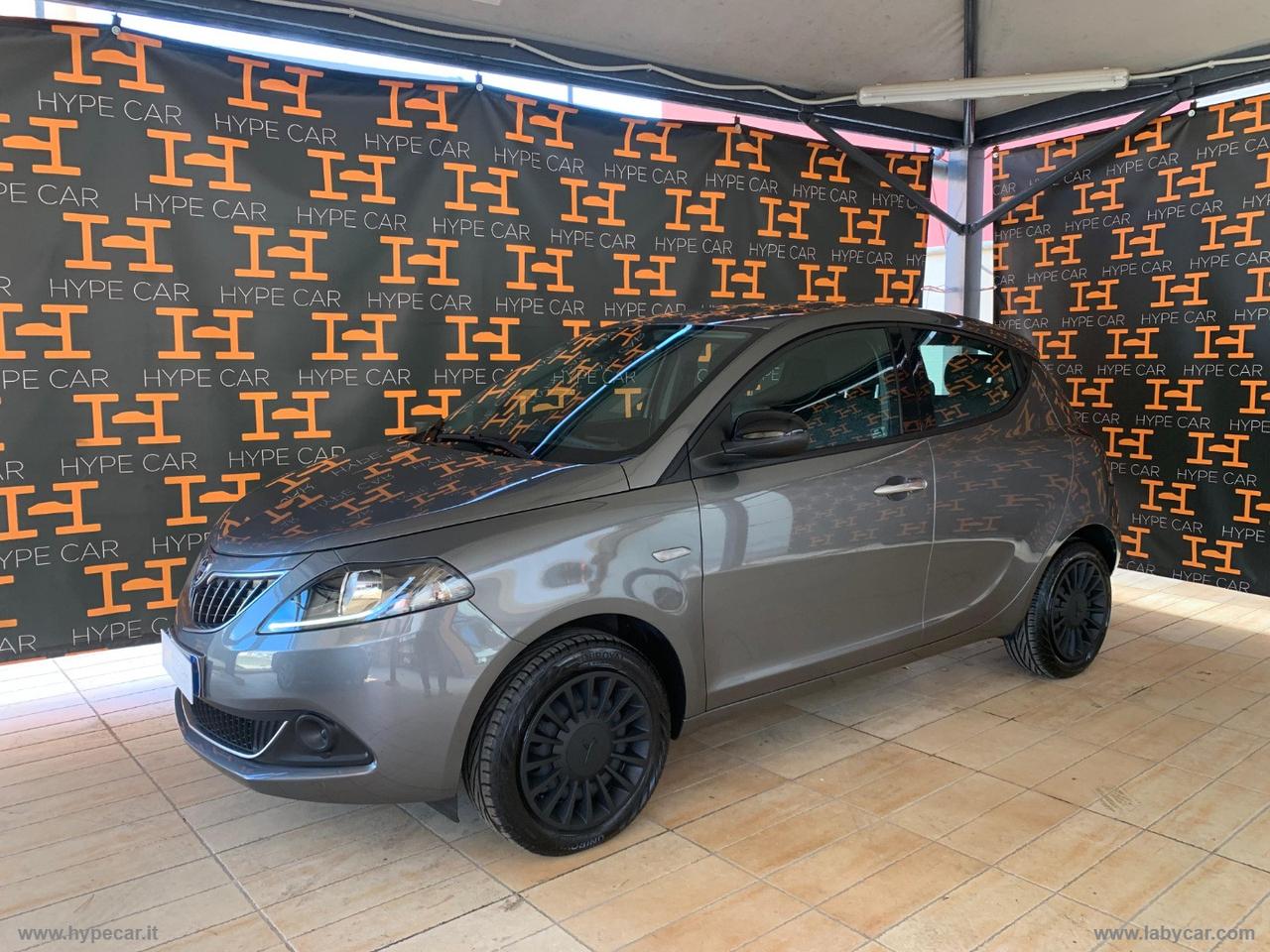 LANCIA Ypsilon 1.0 FireFly 5p.S&S Hybrid Silver