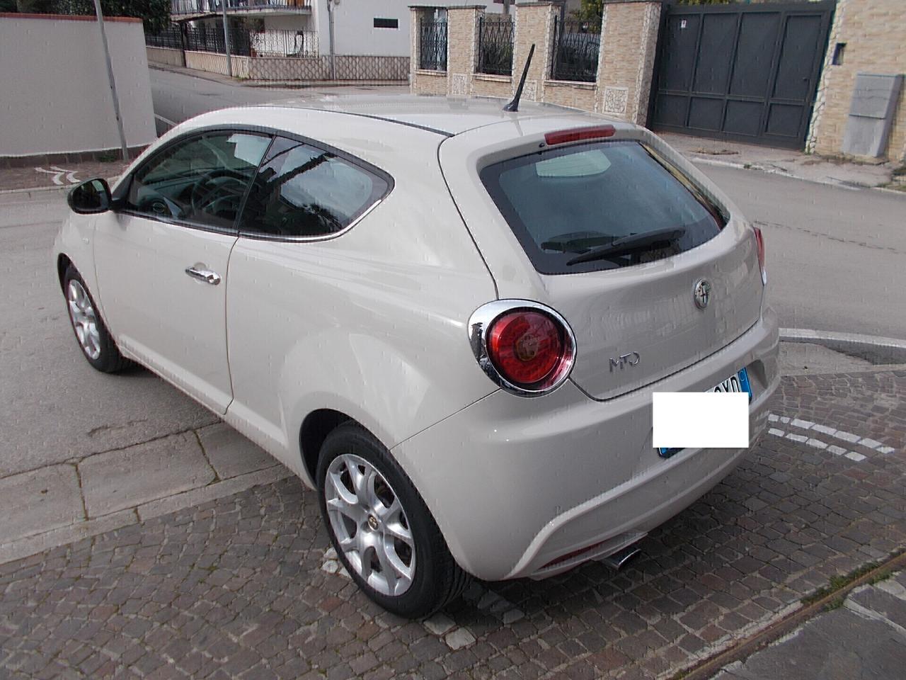 Alfa Romeo MiTo 1.3 JTDm-2 95 CV S&S Distinctive