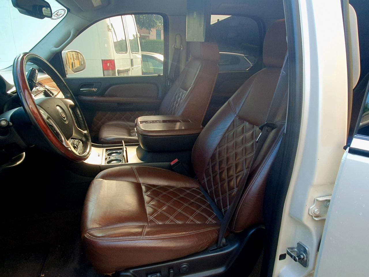 Cadillac Escalade 6.2 V8 aut. Sport Luxury 6 POSTI PERMUTE