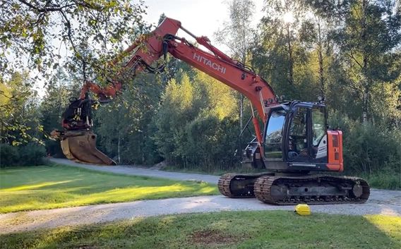 Hitachi ZX135US-6 ,
