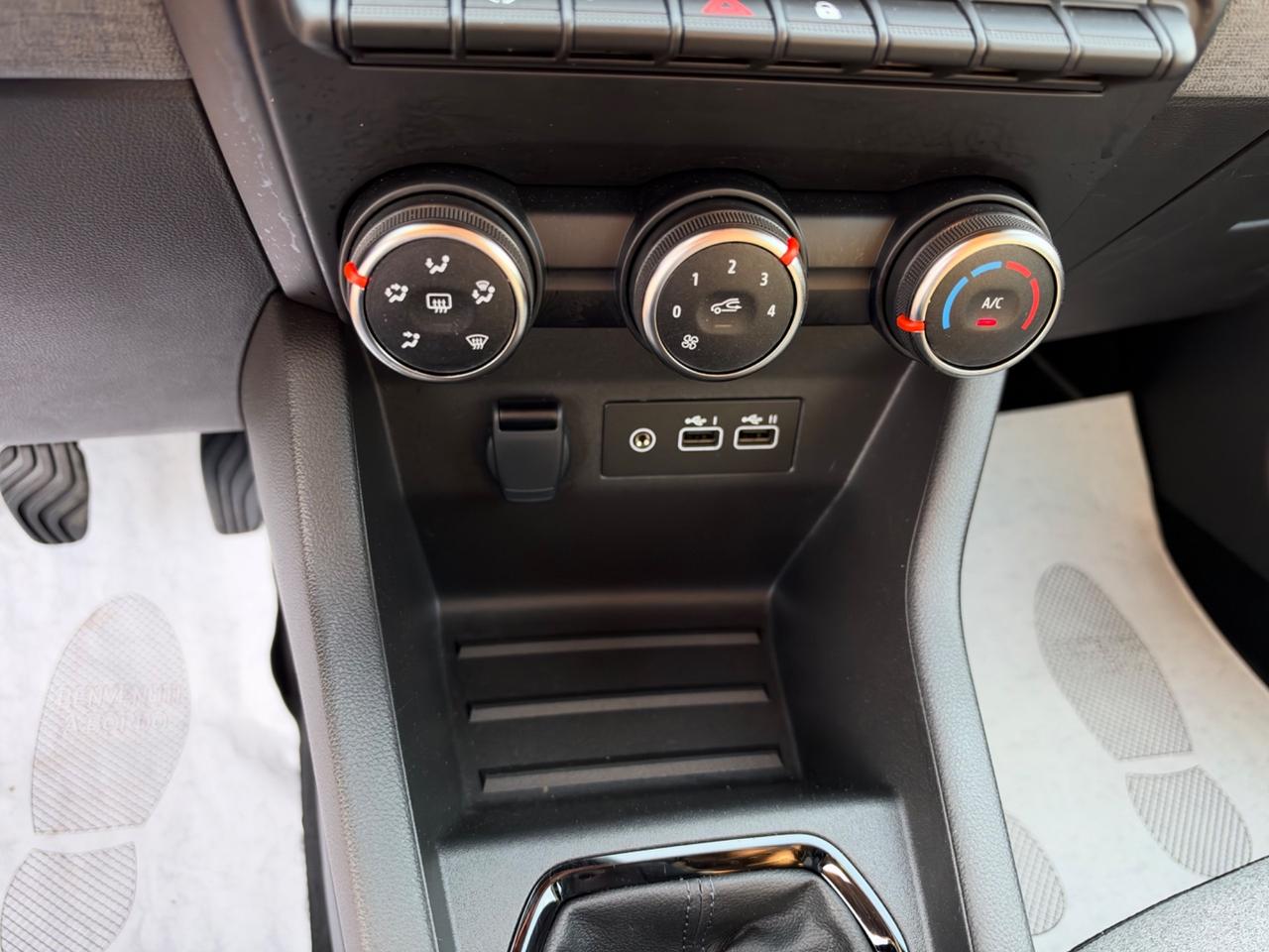 Renault Clio SCe 65 CV 5 porte Evolution NEOPATENTATI