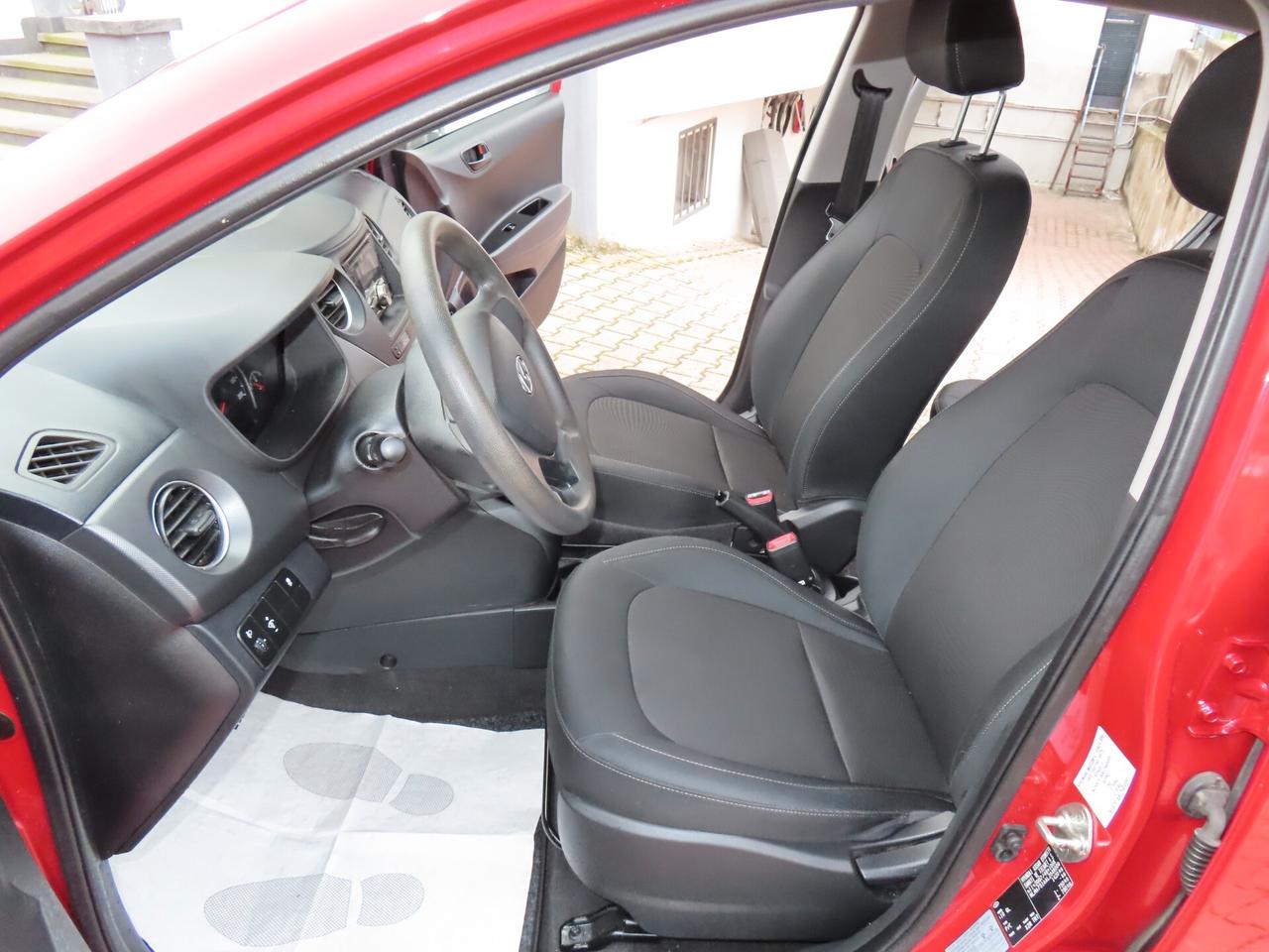 Hyundai i10 1.0 BENZ/GPL 2019 EURO 6