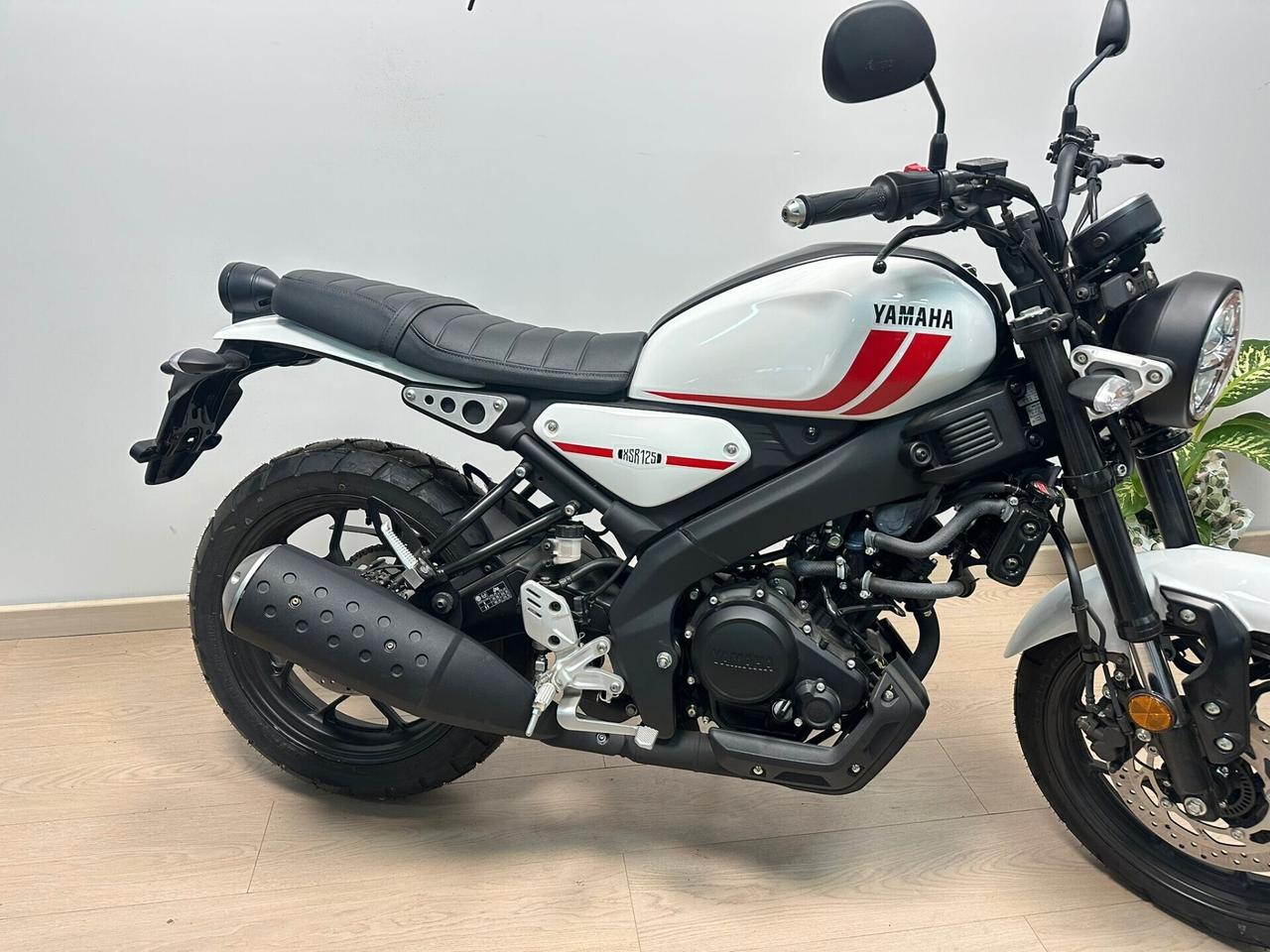 YAMAHA XSR 125 XSR125 - NUOVA - DA 69€ AL MESE