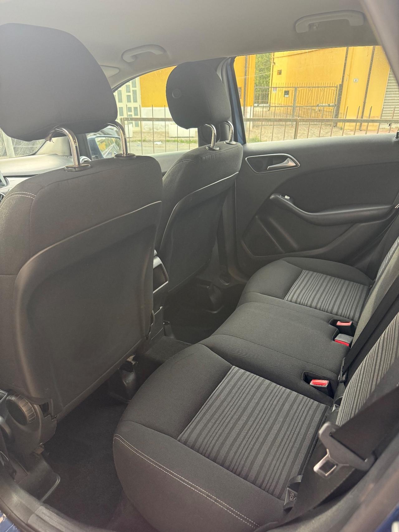 Mercedes-benz B 200 CDI BlueEFFICIENCY Premium