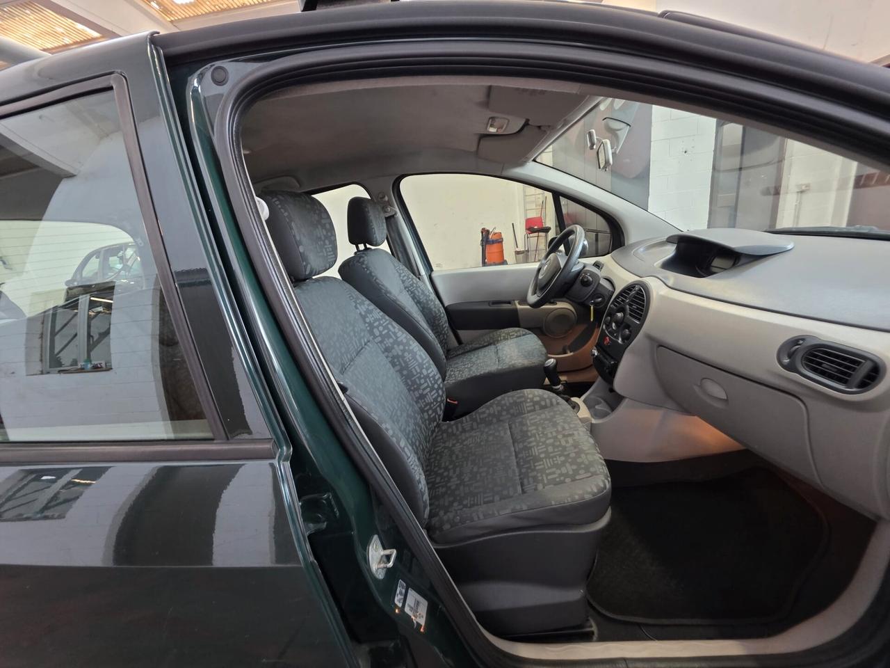 Renault Modus 1.2 16V Luxe Privilège